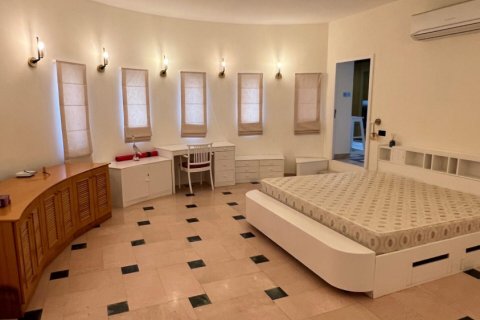 5 bedrooms Villa in Muscat, Oman No. 54841 31