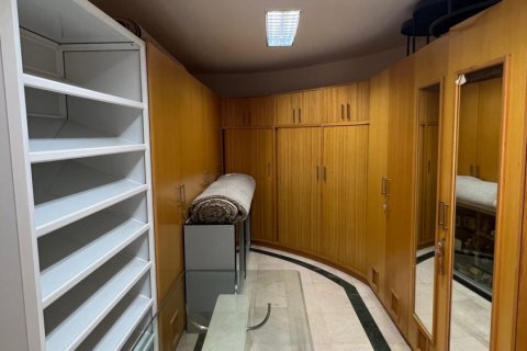 5 bedrooms Villa in Muscat, Oman No. 54841 30