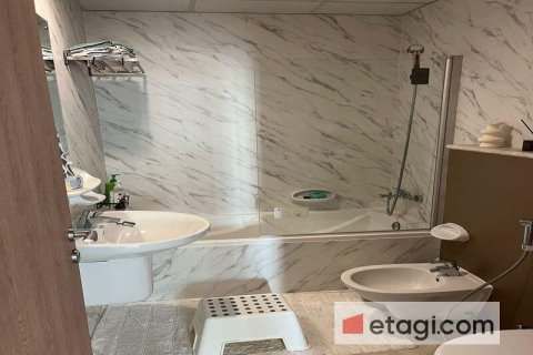 2 bedrooms Apartment in Marina Pinnacle, UAE No. 52188 11