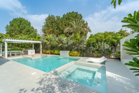 Villa de 5 chambres à Dubai, UAE No. 203520
