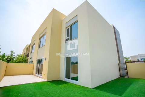 3 bedrooms Apartment in EMAAR South, UAE No. 129803 6