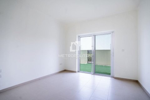 3 bedrooms Apartment in EMAAR South, UAE No. 129803 18