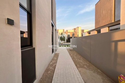 Villa de 4 chambres à Mudon, UAE No. 129805 8