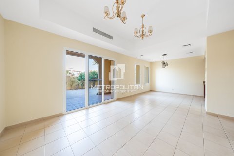 Townhouse de 2 chambres à Arabian Ranches, UAE No. 129808 4