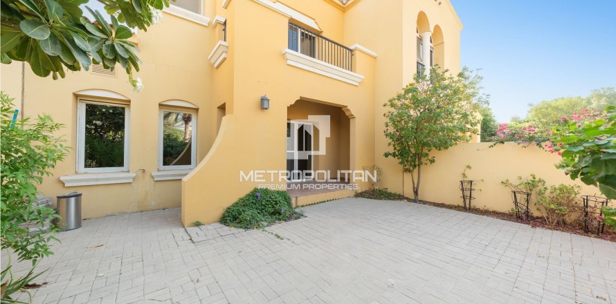 Townhouse de 2 chambres à Arabian Ranches, UAE No. 129808