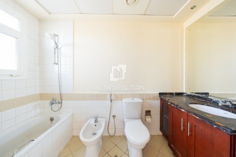 Townhouse de 2 chambres à Arabian Ranches, UAE No. 129808 14