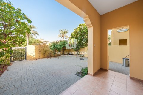 Townhouse de 2 chambres à Arabian Ranches, UAE No. 129808 26