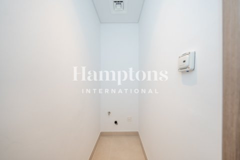2 bedrooms Apartment in City Walk Phase 2, UAE No. 208231 16