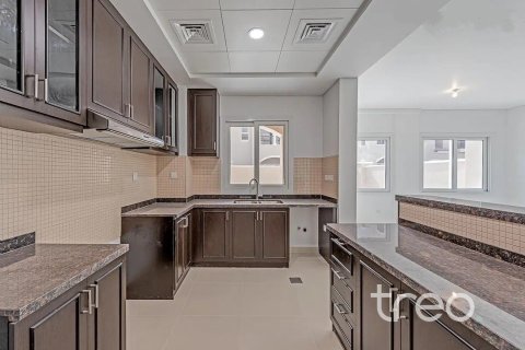 3 bedrooms Townhouse in Casa Viva, UAE No. 188130 6