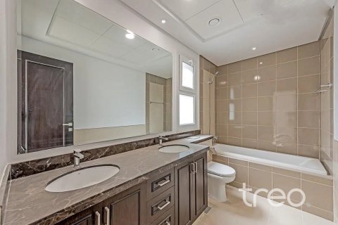 3 bedrooms Townhouse in Casa Viva, UAE No. 188130 18