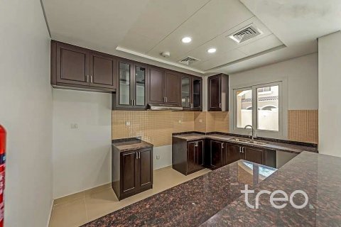 3 bedrooms Townhouse in Casa Viva, UAE No. 188130 7