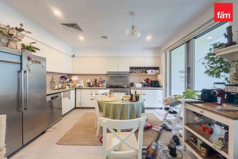 3 bedrooms Villa in Dubai, UAE No. 186019 7
