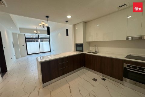 4 bedrooms Townhouse in Dubai, UAE No. 205847