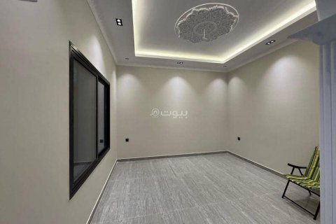 8 bedrooms Villa in Khobar, Saudi Arabia No. 59926 29