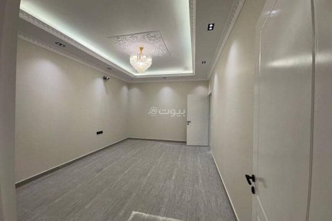 8 bedrooms Villa in Khobar, Saudi Arabia No. 59926 26