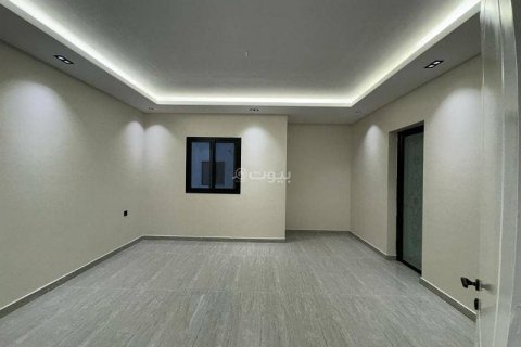 8 bedrooms Villa in Khobar, Saudi Arabia No. 59926 5