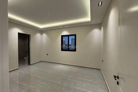 8 bedrooms Villa in Khobar, Saudi Arabia No. 59926 8