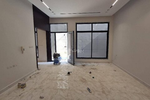 4 bedrooms Apartment in Riyadh, Saudi Arabia No. 59928 9