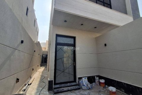 4 bedrooms Apartment in Riyadh, Saudi Arabia No. 59928 3