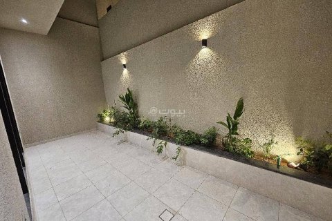 Villa de 8 dormitorios en Riyadh, Saudi Arabia No. 59927 8