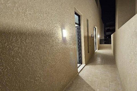 Villa de 8 dormitorios en Riyadh, Saudi Arabia No. 59927 16