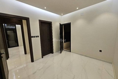 Villa de 8 dormitorios en Riyadh, Saudi Arabia No. 59927 21