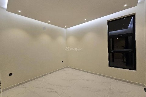 Villa de 8 dormitorios en Riyadh, Saudi Arabia No. 59927 25