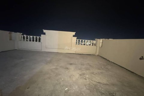 5 bedrooms Villa in Khobar, Saudi Arabia No. 59974 24
