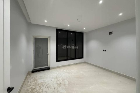 5 bedrooms Villa in Khobar, Saudi Arabia No. 59974 23