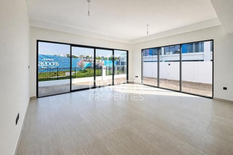 Таунхаус с 5 спальнями в Damac Lagoons, ОАЭ №210044