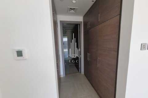3 غرف نوم منزل ذو طابقين في Al Raha Beach, الإمارات العربية المتحدة رقم 22621 14