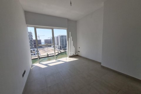 3 غرف نوم منزل ذو طابقين في Al Raha Beach, الإمارات العربية المتحدة رقم 22621 3