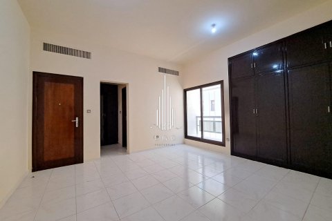 Villa de 4 chambres à Al Dhafrah, UAE No. 22620