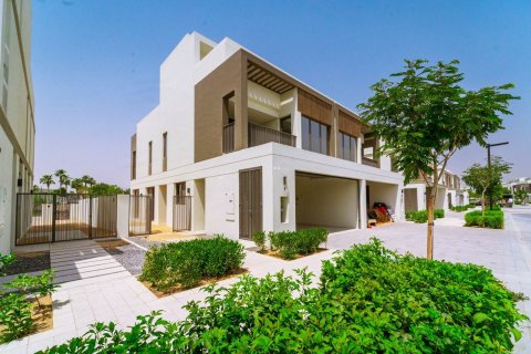 4 غرف نوم فيلا في Dubai Sports City, الإمارات العربية المتحدة رقم 205760