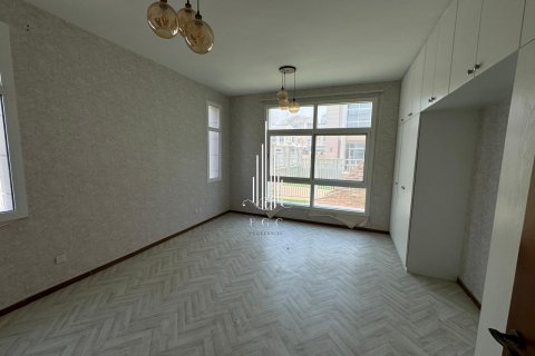 Villa de 4 chambres à Khalifa City, UAE No. 24829 9