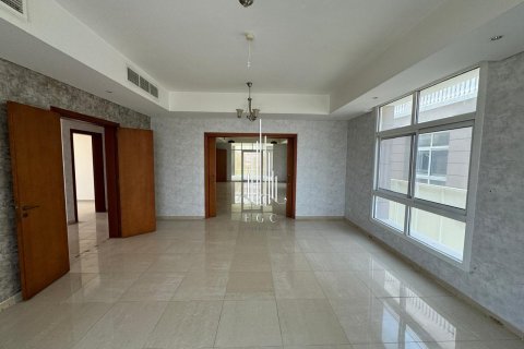 Villa de 4 chambres à Khalifa City, UAE No. 24829 7