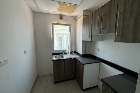 Villa de 4 chambres à Khalifa City, UAE No. 24829 22