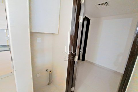 3 bedrooms Apartment in Al Reem Island, UAE No. 24830 20