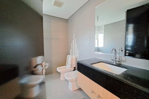 3 bedrooms Apartment in Al Reem Island, UAE No. 24830 22