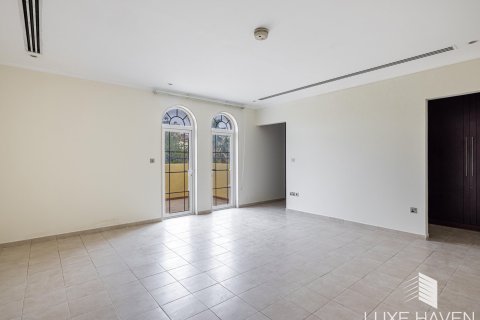 4 bedrooms Villa in Legacy, UAE No. 14387 15