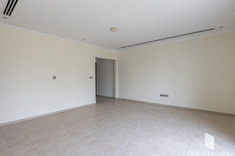 4 bedrooms Villa in Legacy, UAE No. 14387 4