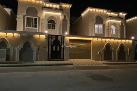 6 bedrooms Villa in Khobar, Saudi Arabia No. 60110