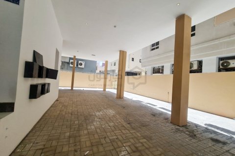 Building in Al Hidd, Bahrain No. 59042 5