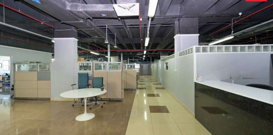 197.3m² Shop in Al Furjan, UAE No. 187329