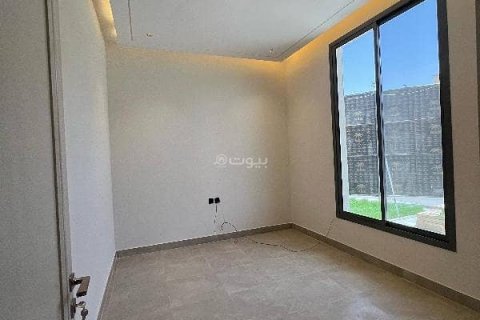 4 bedrooms Apartment in Riyadh, Saudi Arabia No. 67981 10