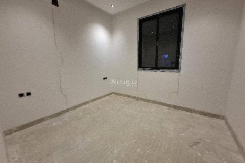 Villa de 5 dormitorios en Riyadh, Saudi Arabia No. 67985 10