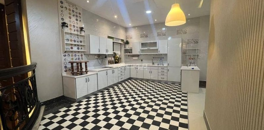 Villa de 10 chambres à Riyadh, Saudi Arabia No. 67984