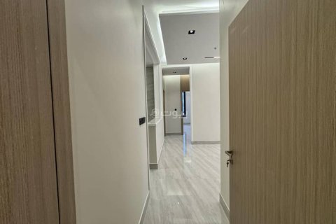 3 bedrooms Apartment in Riyadh, Saudi Arabia No. 67982 12