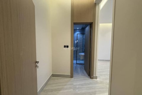 3 bedrooms Apartment in Riyadh, Saudi Arabia No. 67982 3