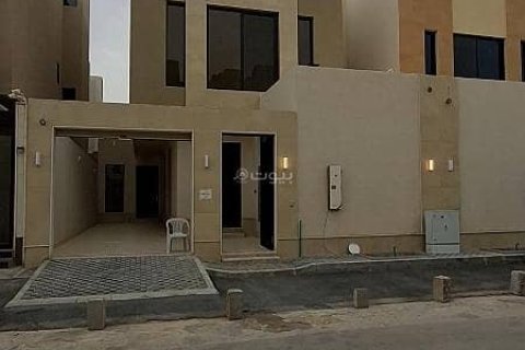 5 bedrooms Villa in Riyadh, Saudi Arabia No. 67983